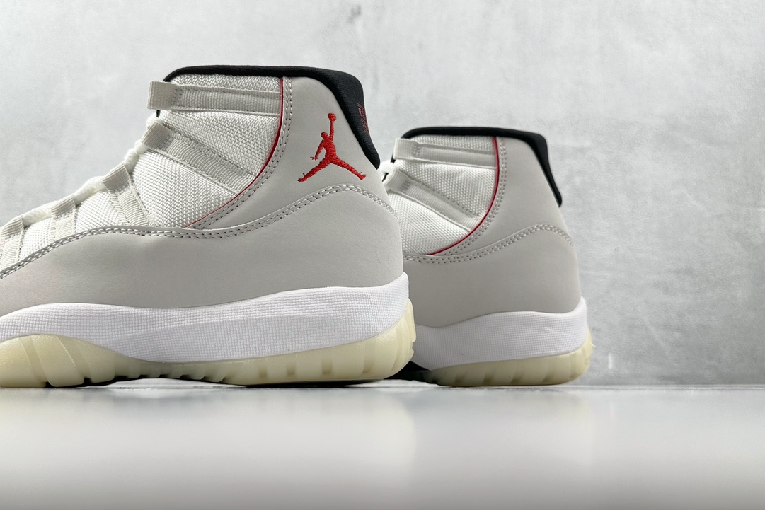 纯原口碑神作外贸特供JordanAirJordan11platinumtint白红兔八哥白红货号3780