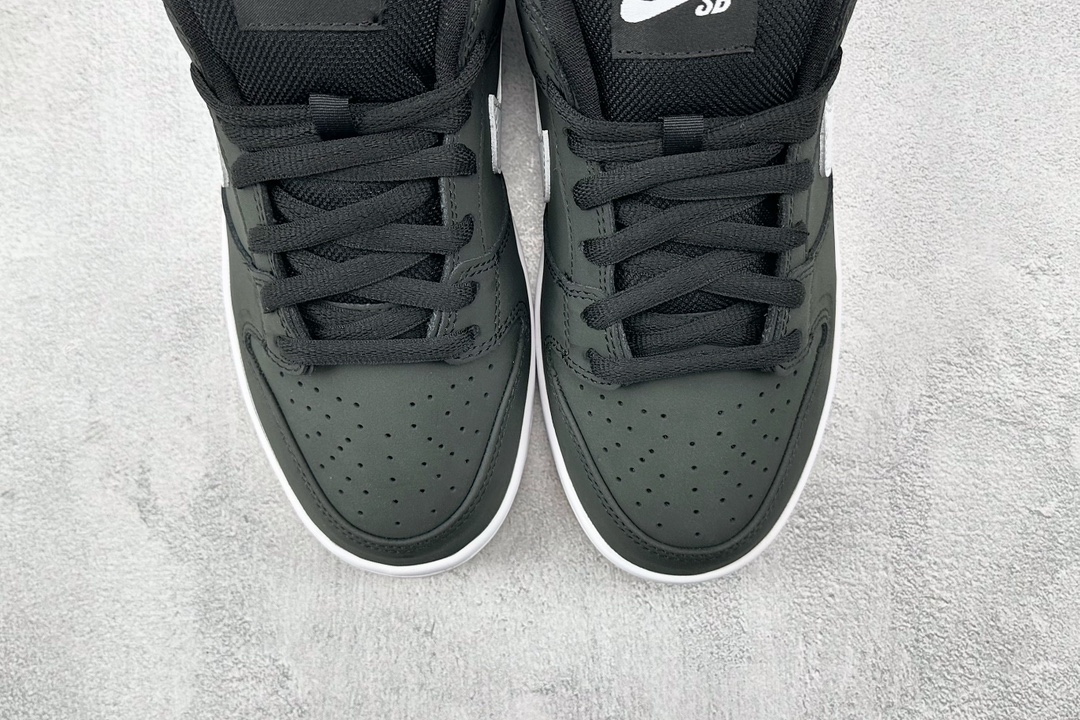 口碑神作 外贸特供 Nike Dunk SB Low pro iso ”black gum” 黑白 CD2563-006