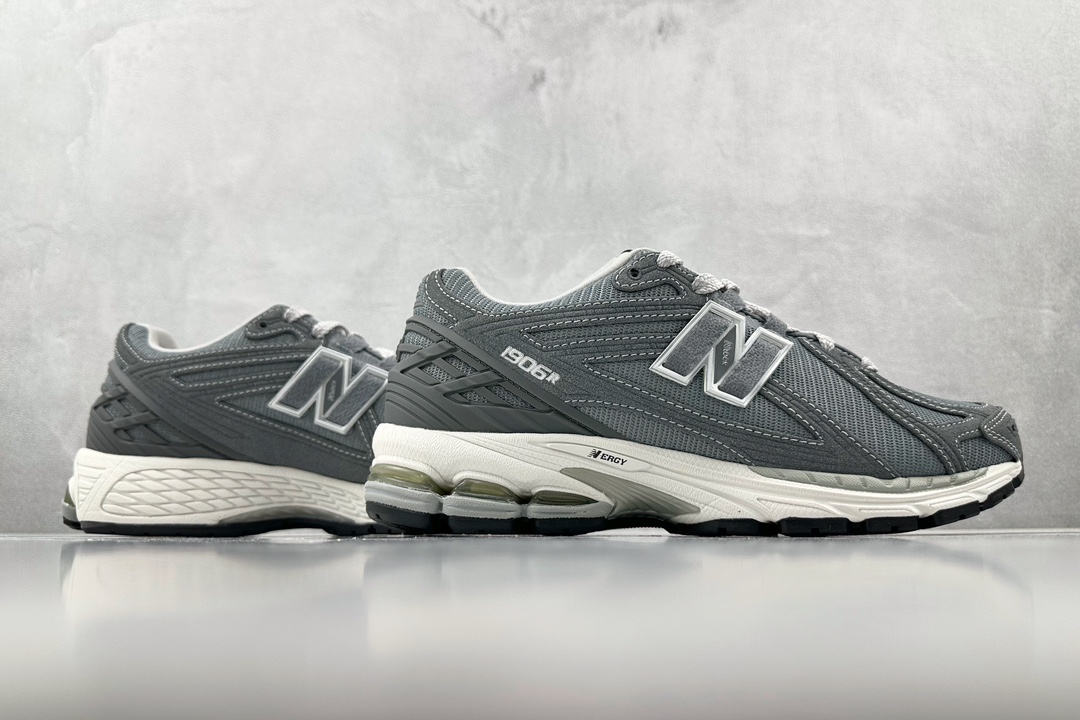 240 New Balance NB 1906R灰色 M1906RV