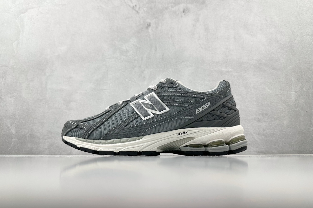 240 New Balance NB 1906R灰色 M1906RV