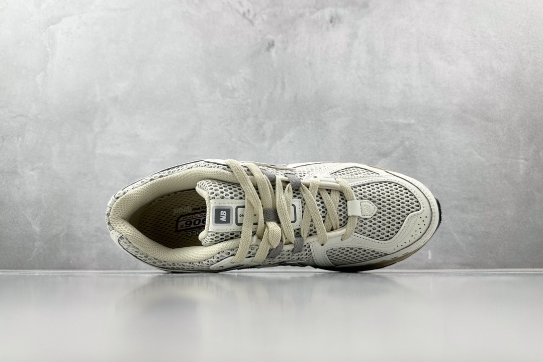 240 New Balance NB 1906R ”urbancore”白灰 M1906RP