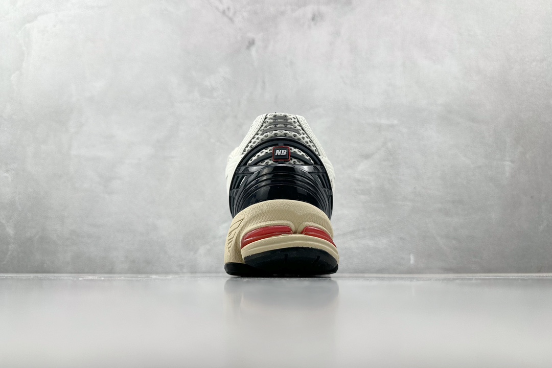 240 New Balance NB 1906R ”urbancore”白色 M1906RR