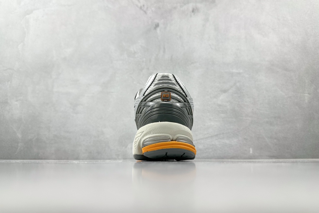 240 New Balance NB 1906R白灰色 M1906RWM