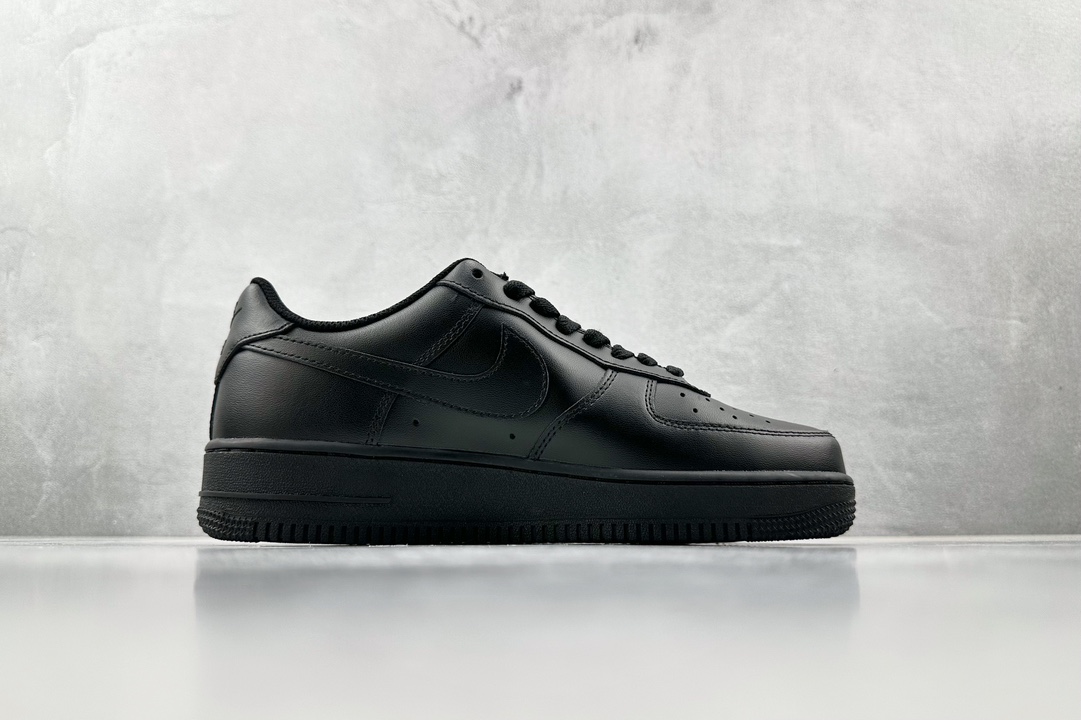 LJ渠道高端零售首选合作区NikeAirForce1Low07黑货号CW2288001尺码3636.53