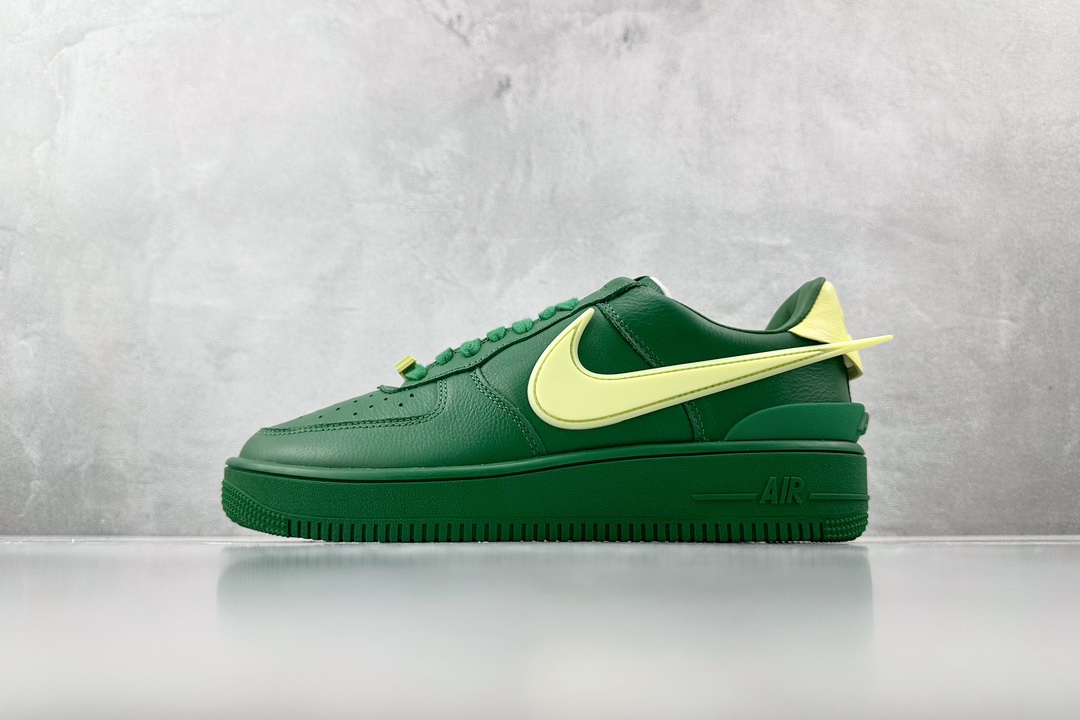 390 AMBUSH × Nike Air Force 1 Low ”Pine Green and Citron” 绿色 DV3464-300