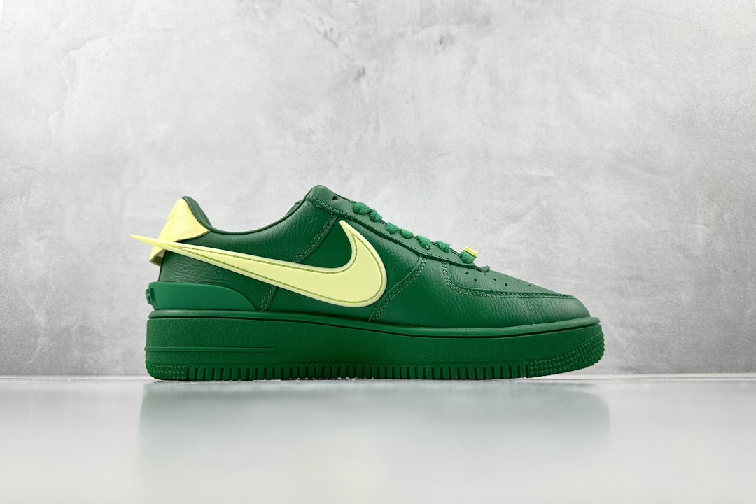 390 AMBUSH × Nike Air Force 1 Low ”Pine Green and Citron” 绿色 DV3464-300