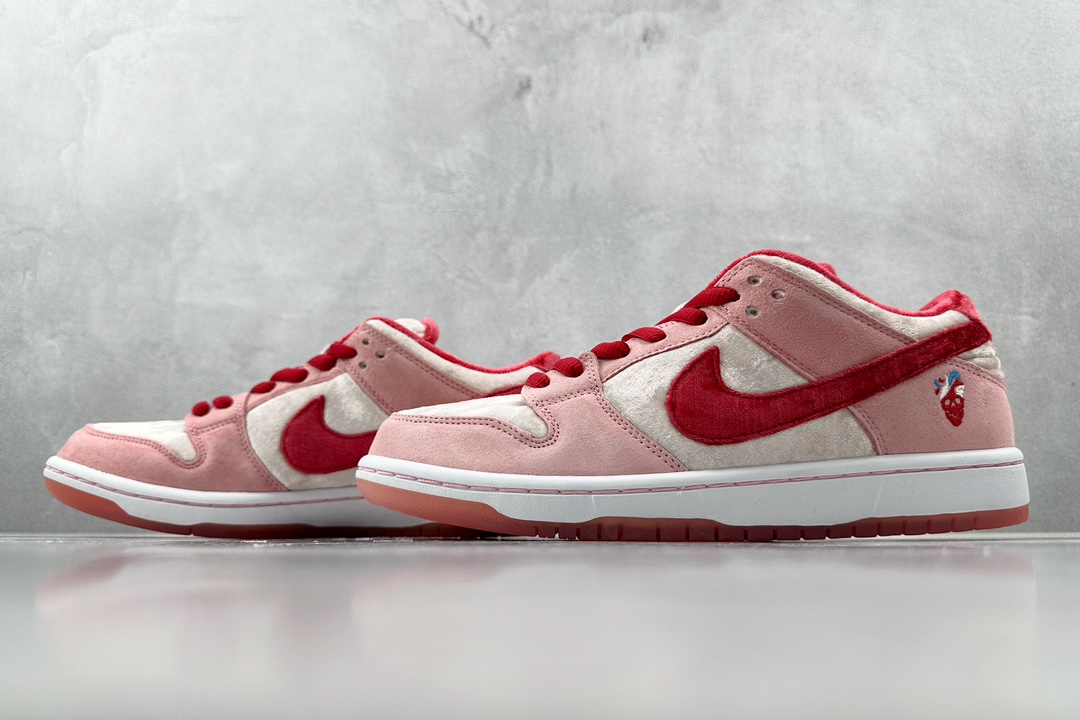 Nike Dunk SB Low SB Pro QS 情人节限定 粉白 CT2552-800