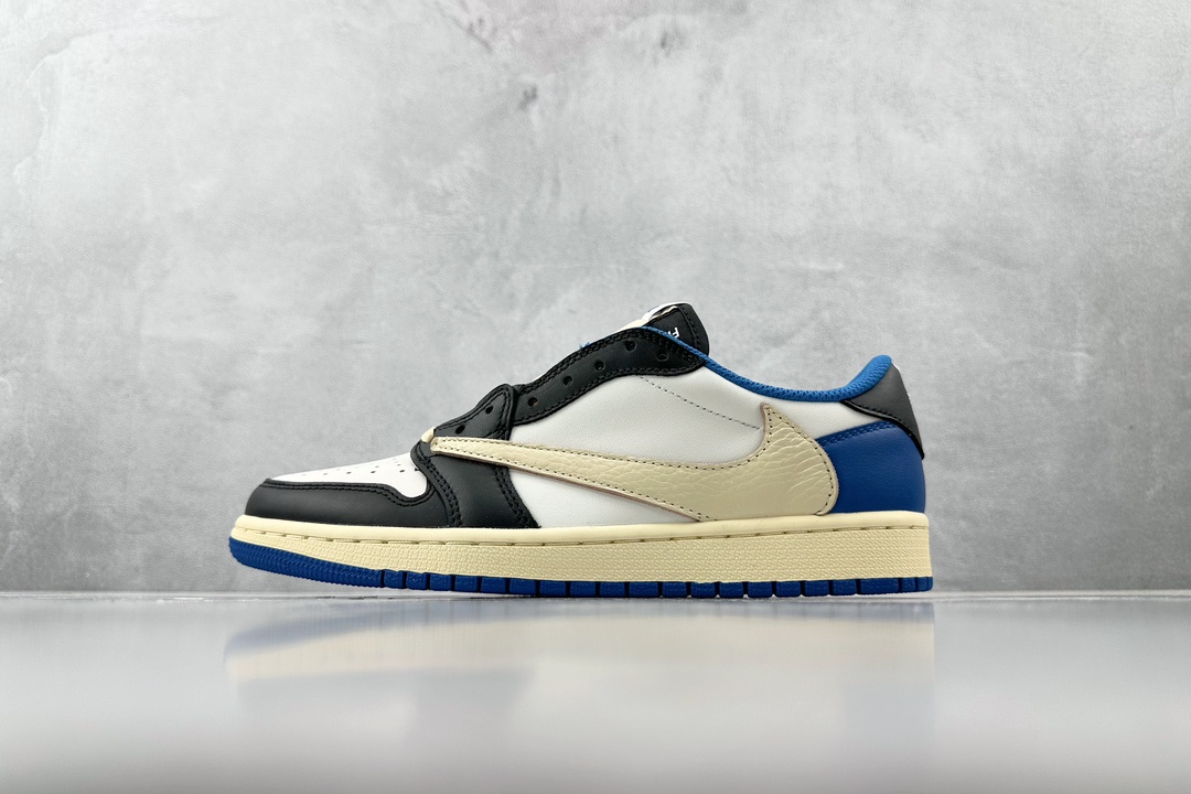 350 Travis Scott x Fragment Design × Jordan Air Jordan 1 Low OG SP 三方联名 DM7866-140