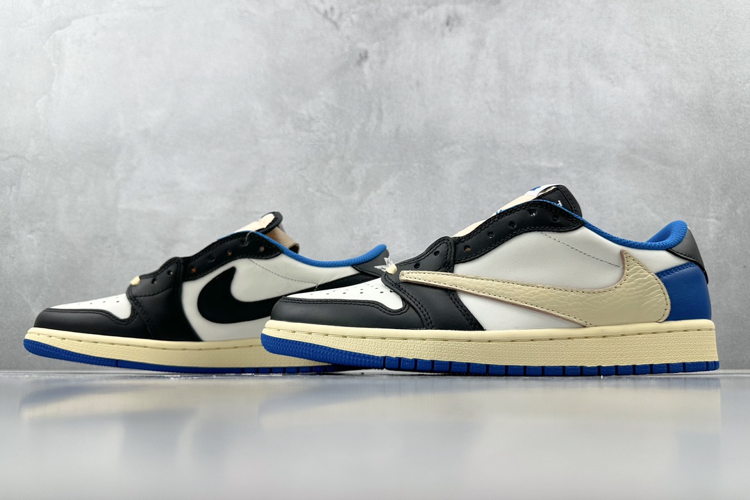 350 Travis Scott x Fragment Design × Jordan Air Jordan 1 Low OG SP 三方联名 DM7866-140