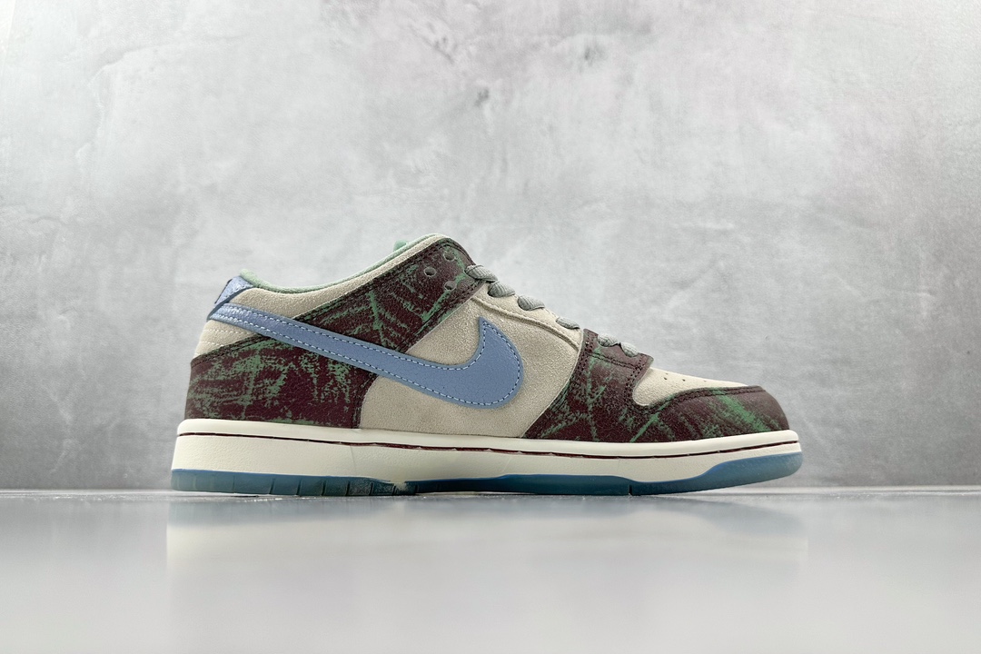 口碑之作 Crenshaw Skate Club × Nike Dunk SB Low ME白紫 FN4193-100