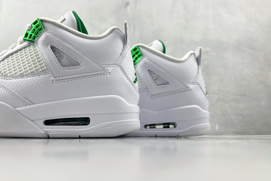 300 口碑神作 外贸专供 独含 49.5 50.5 Jordan Air Jordan 4 retro ”green metallic” 白绿 CT8527-113