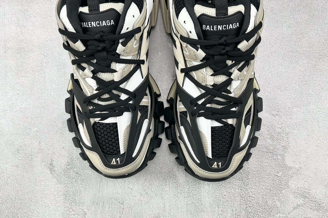 420 Balenciaga巴黎世家 米色 542023 W3AC4 8071