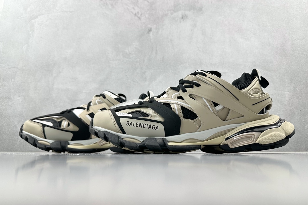 420 Balenciaga巴黎世家 米色 542023 W3AC4 8071