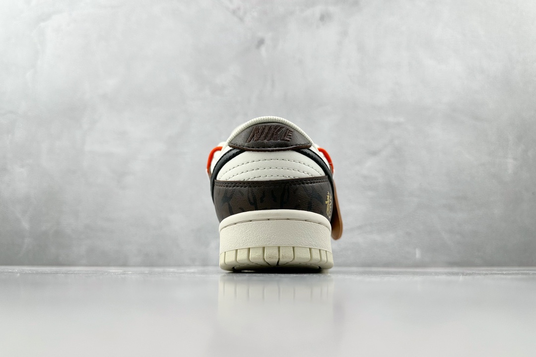  
【定制球鞋】Nike Dunk Low 万事兴龙 米白摩卡

货号：DJ6188 100
尺码：36