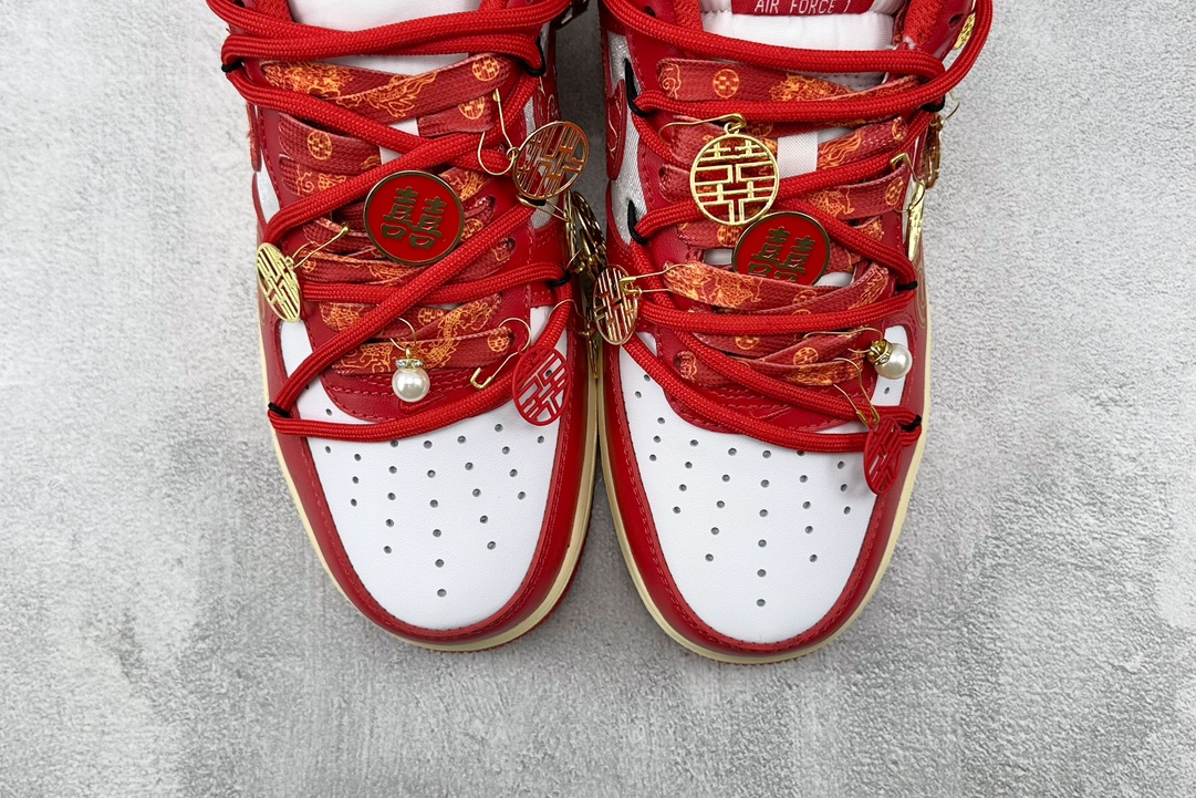 
【定制球鞋】 Nike Air Force 1Low 喜欢你 刺绣 龙凤呈祥婚鞋秀禾 白红

货号：F