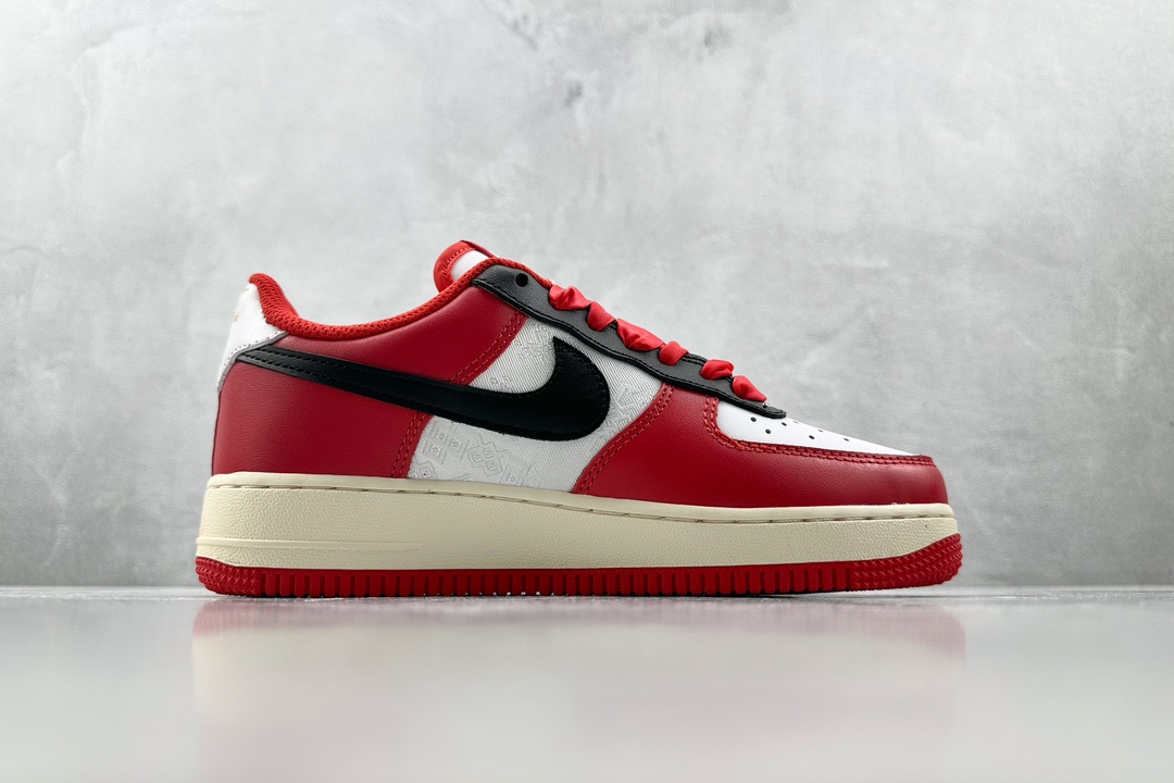 ️定制球鞋NikeAirForce1LowCNY龙年限定黑白红货号FN7439133尺码35.53636