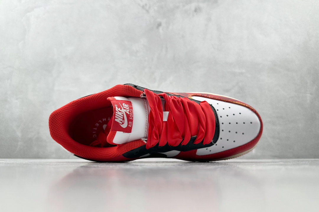 
【定制球鞋】 Nike Air Force 1 Low CNY龙年限定 黑白红

货号：FN7439 