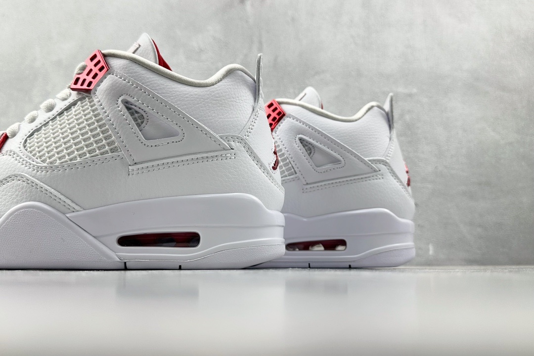 特价 福利特价 口碑神作 Jordan Air Jordan 4 white university re
