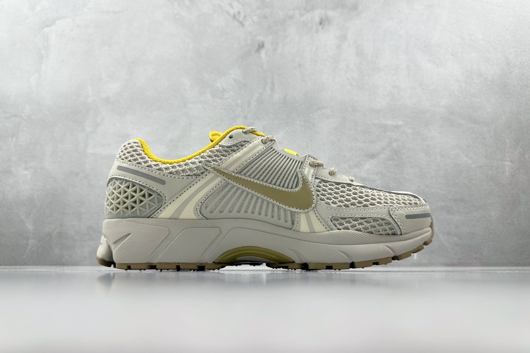 ST免修版 220 Nike Air Zoom Vomero 5 灰色 FJ7694-020