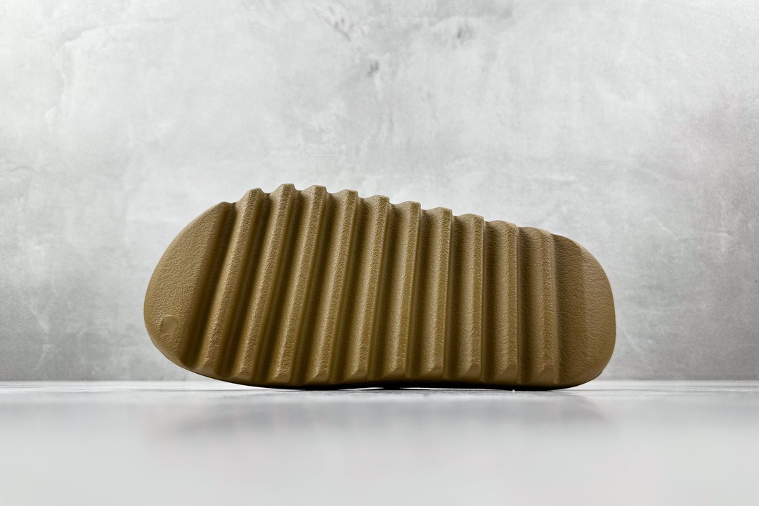 GT版 120  麻面 adidas originals Yeezy Slide ”ochre”'军褐色  GW1931