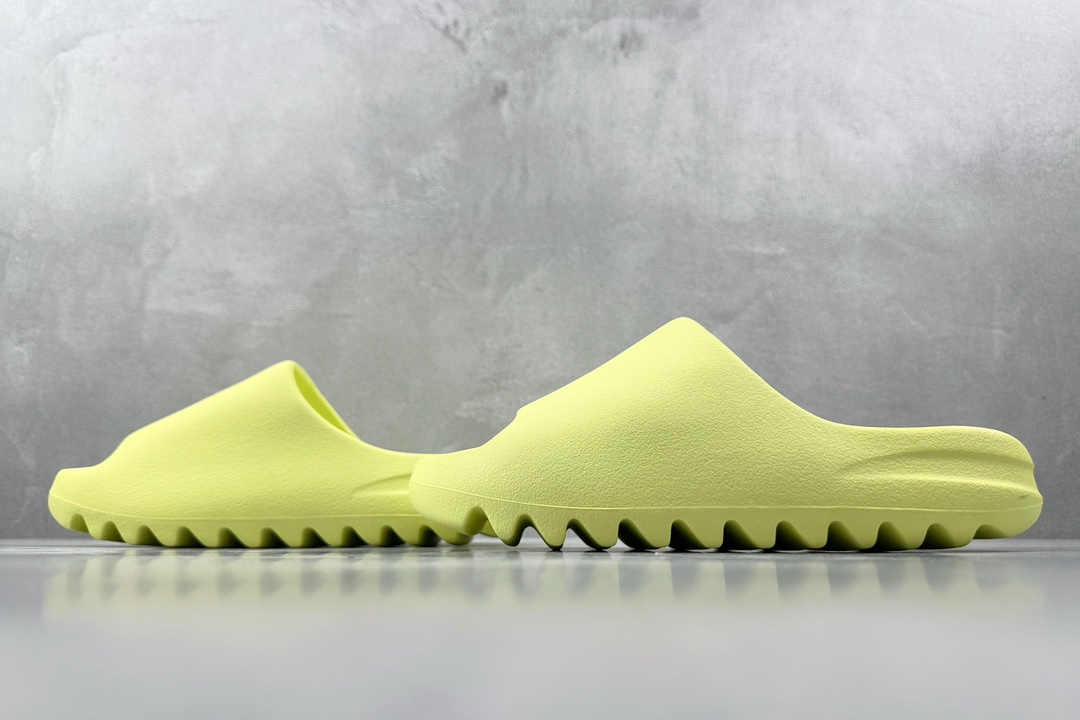 GT版 120  麻面 adidas originals Yeezy Slide ”glow green”苹果绿  HQ6447