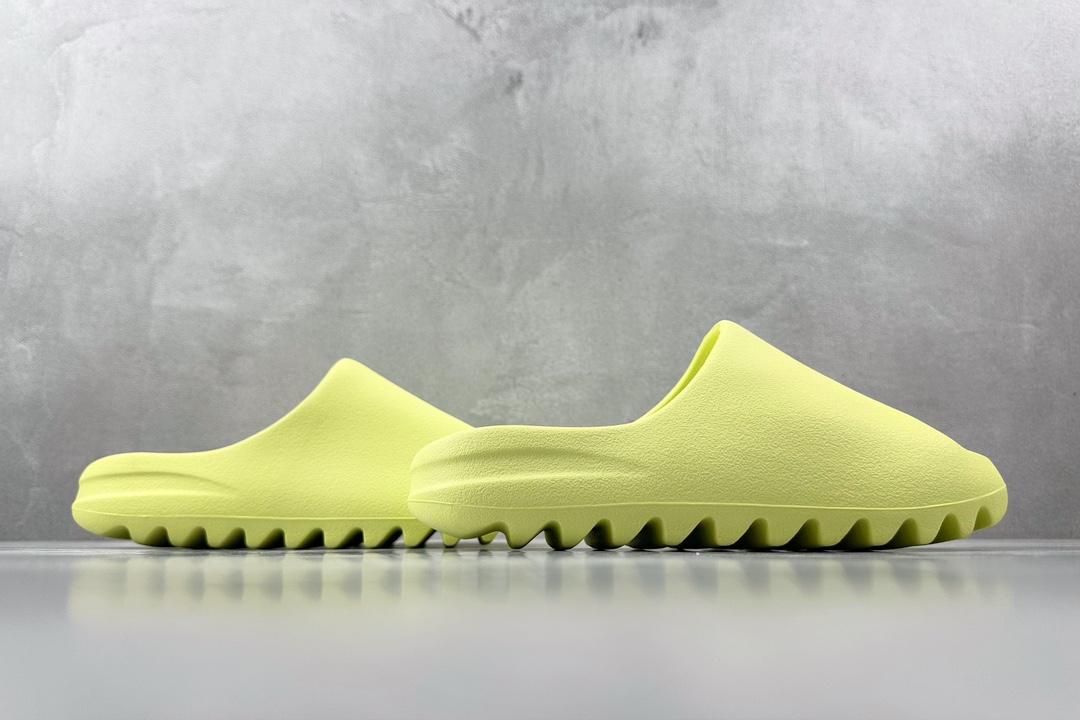 GT版 120  麻面 adidas originals Yeezy Slide ”glow green”苹果绿  HQ6447