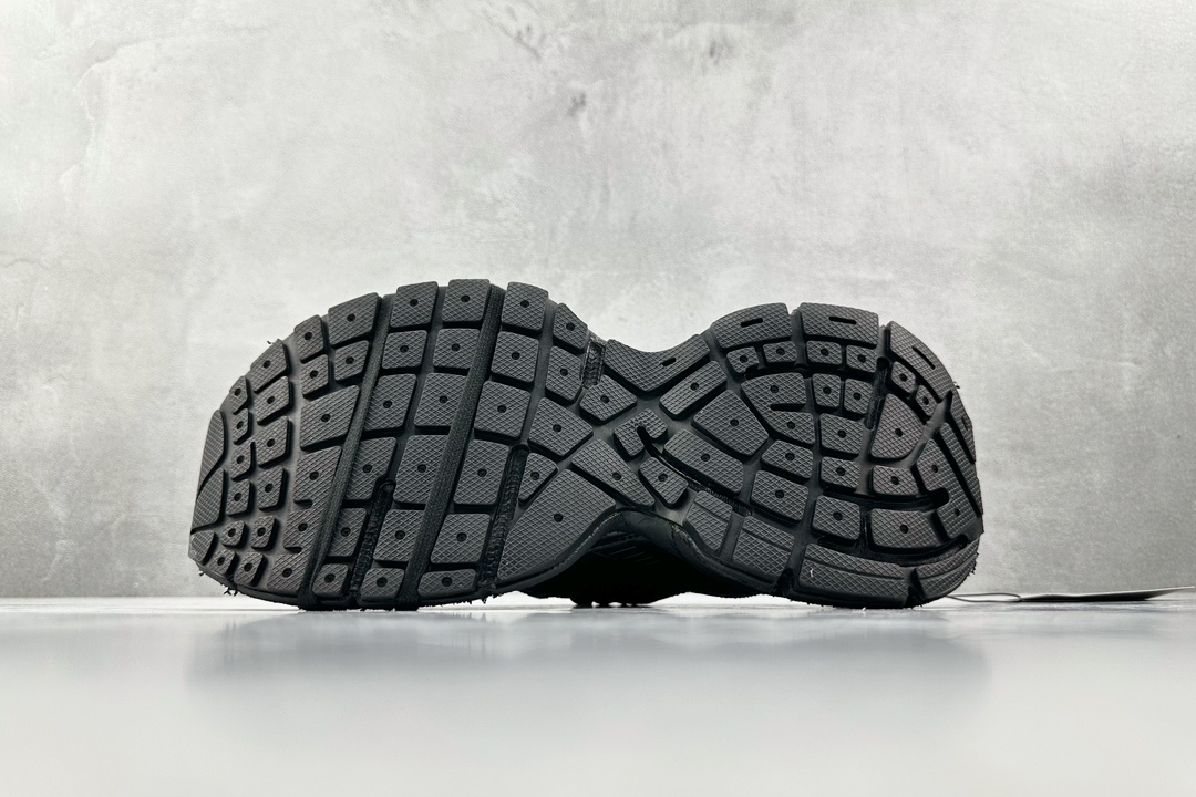 总裁Plus 480 顶级原版 Balenciaga巴黎世家 3XL 黑色  734734W3XL11010