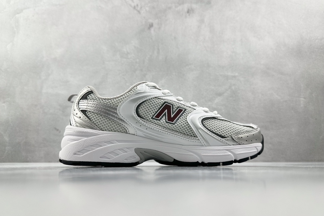 DT 200 过验级别 New Balance NB 530 白红 MR530GS