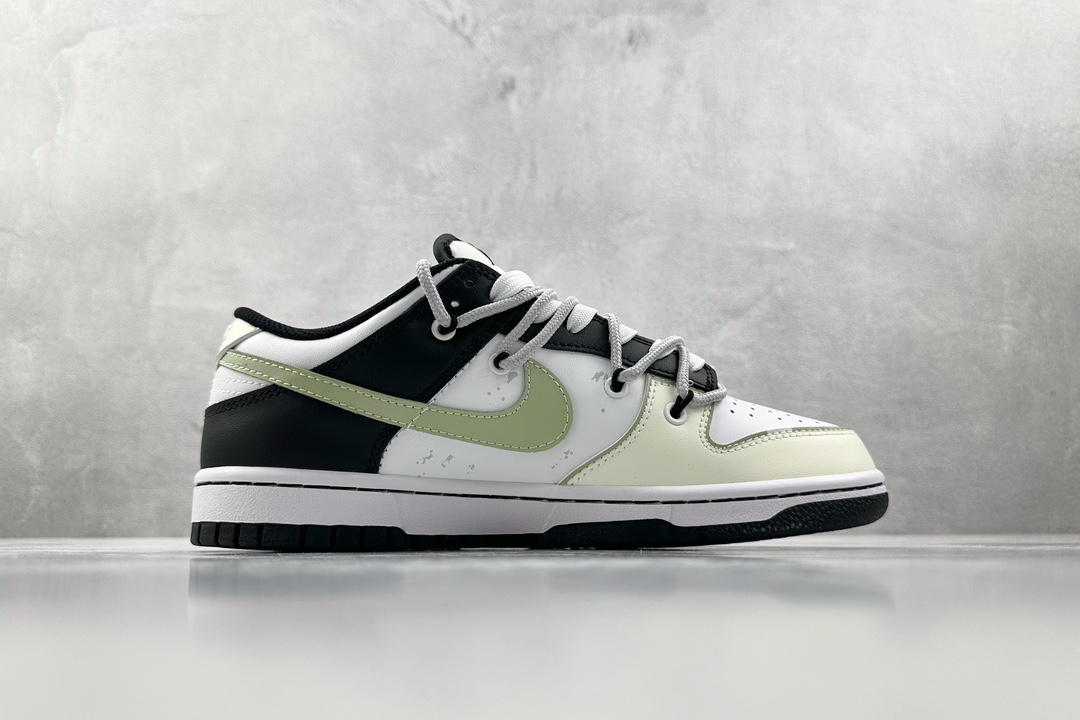 礼盒 DIY 300 【定制球鞋】 Nike Dunk Low 滚滚而来 GS 黑白黄 CW1590-100