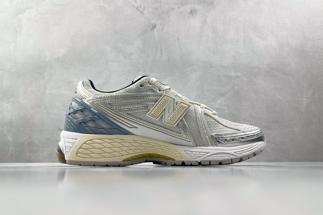 C版 240 大厂出品 KITH x New Balance NB 1906R 白蓝 M1906RKC