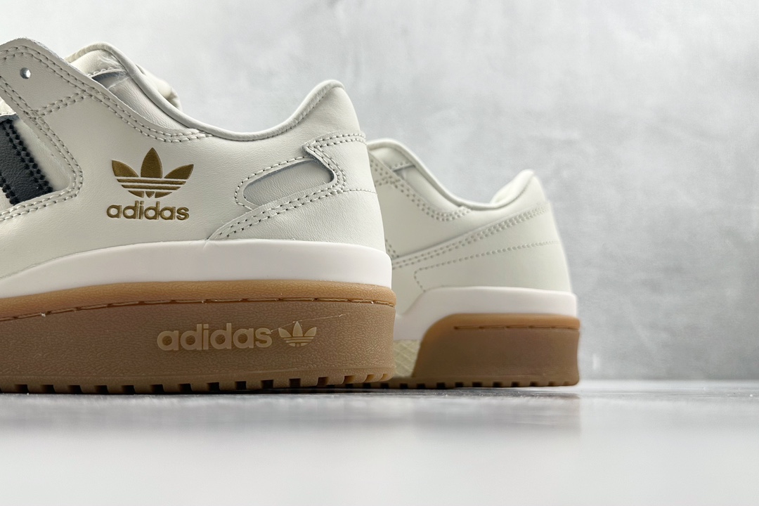 Platform hot sale adidas originals white IG3769