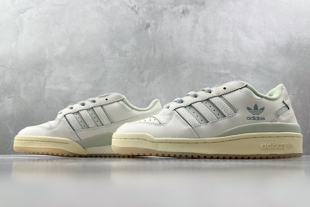 Platform hit adidas originals FORUM white and blue IG3973