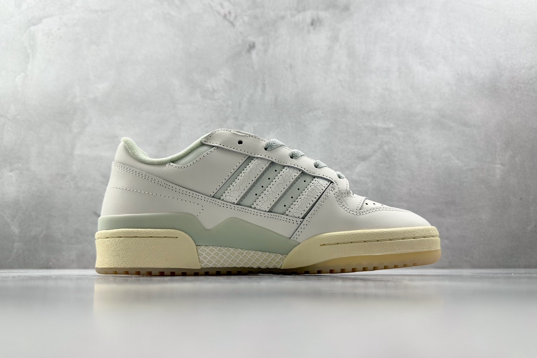 Platform hit adidas originals FORUM white and blue IG3973