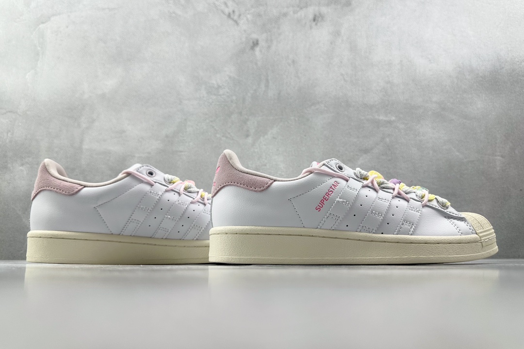 Platform hot sale adidas originals white powder IF1802