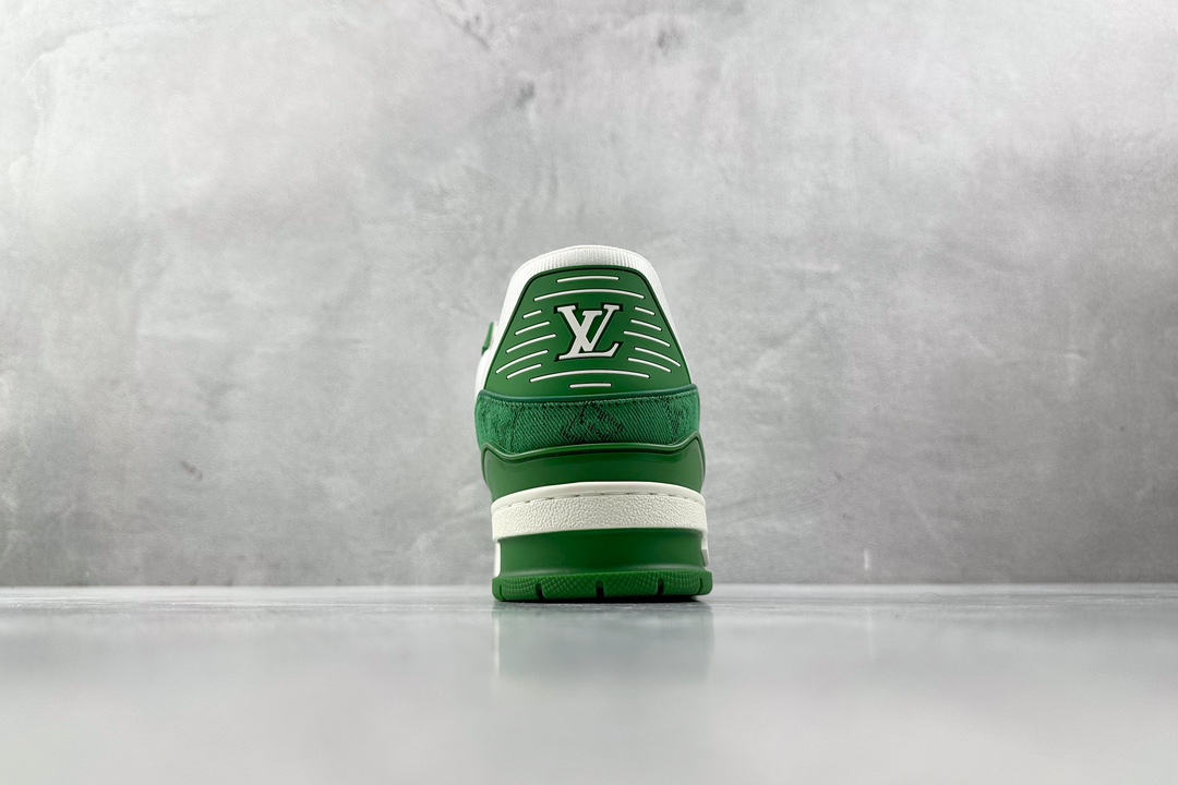 佛山顶级订单 550 LOUIS VUITTON Trainer 绿白 1A9JI1