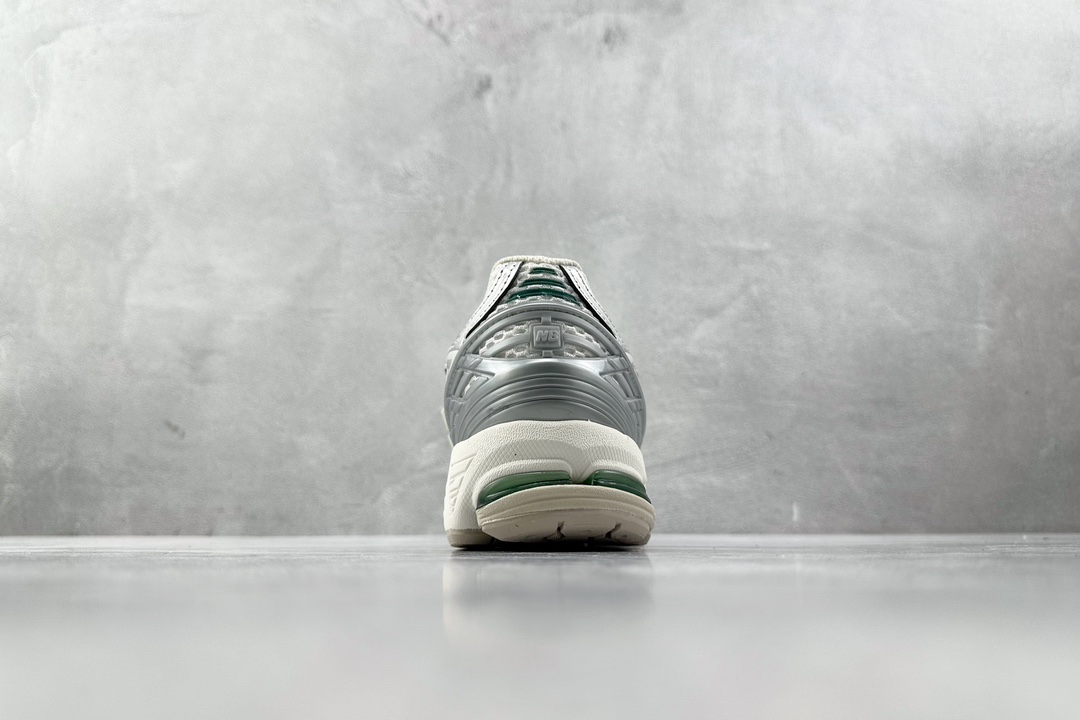 DT 260 New Balance NB 1906R 白银色 M1906REE