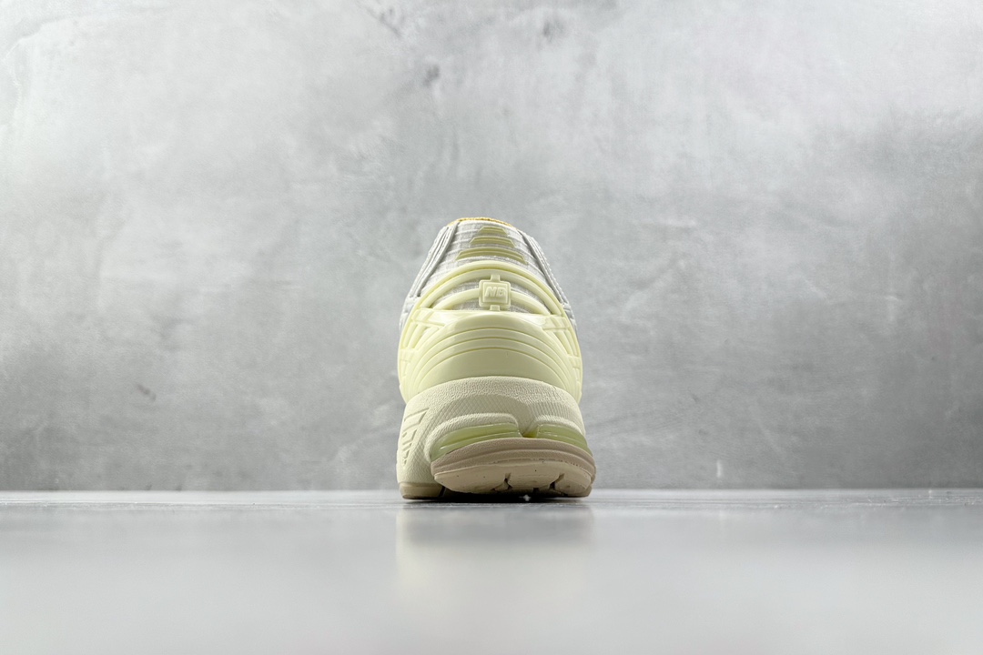 DT 260 New Balance NB 1906R 米色 龙年限定 M1906NLY