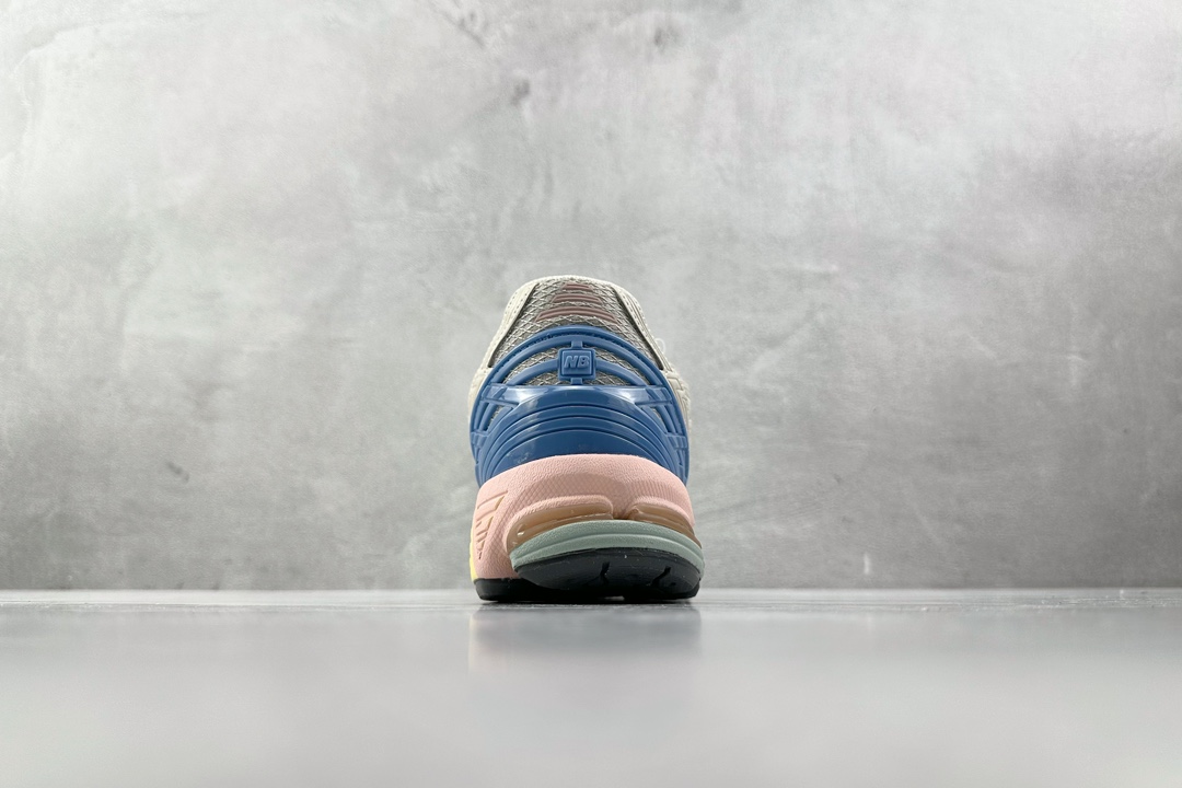 DT 260 龙年新品 New Balance NB 1906R 灰白色 M1906NC