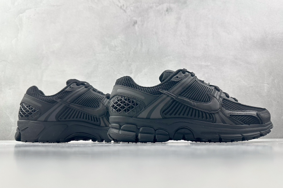 AC 市面顶级纯原 Nike Air Zoom Vomero 5 黑货号：BV1358-003尺码：36