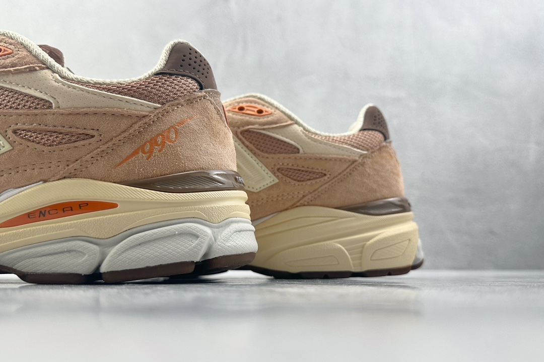 总裁Plus 320 顶级原版 SIZE × New Balance NB 990 V3 米褐色 M990SZ3