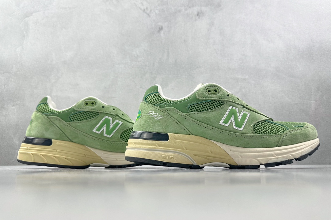 总裁Plus 320 顶级原版 New Balance NB 993 绿色 U993GW