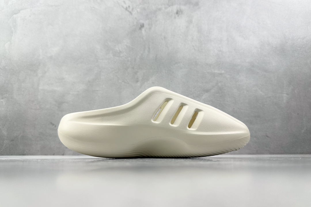 Сандалии Adidas Originals белые мужские