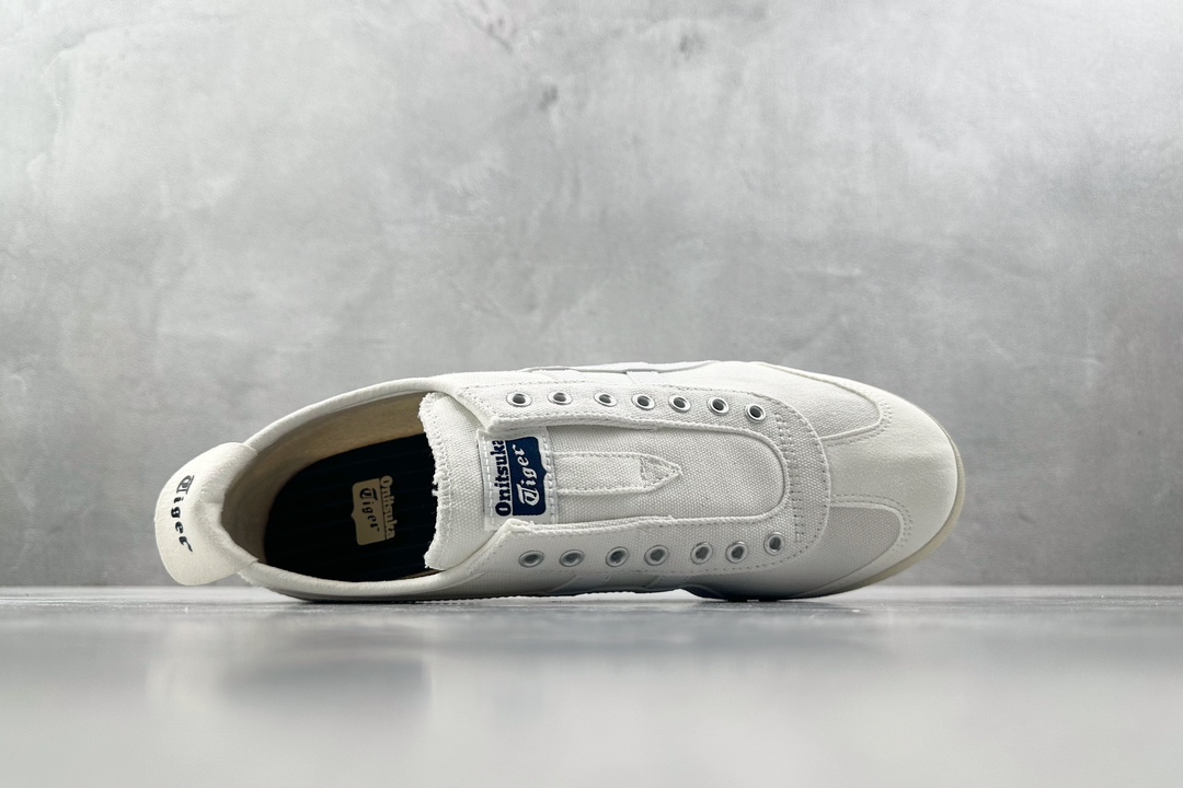 PK帆布特价 
全新工厂开发 Onitsuka Tiger鬼塚虎 MEXICO 66 slip-on白色