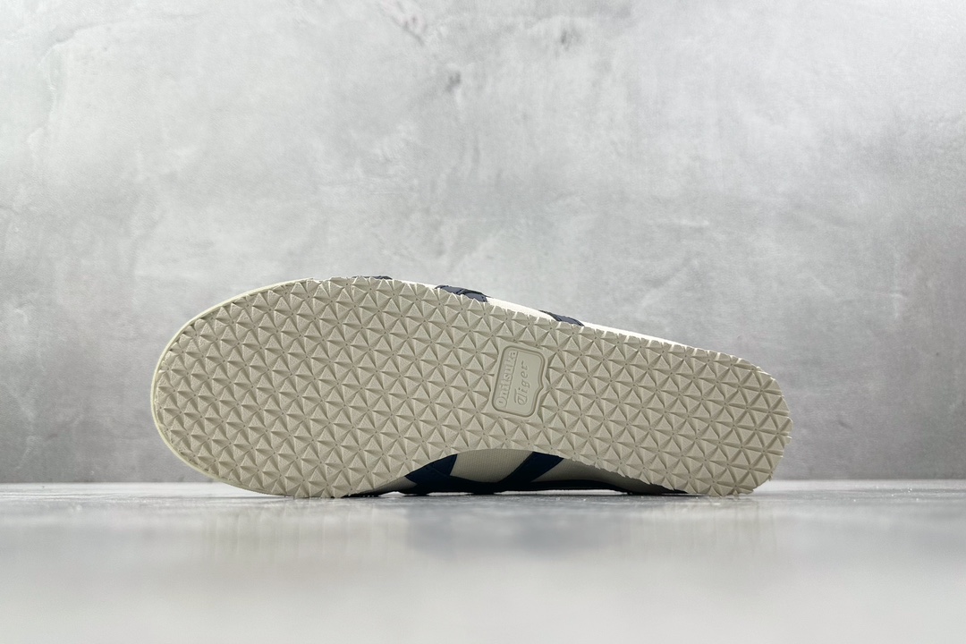 PK帆布特价 
全新工厂开发 Onitsuka Tiger鬼塚虎 MEXICO 66 slip-on 米