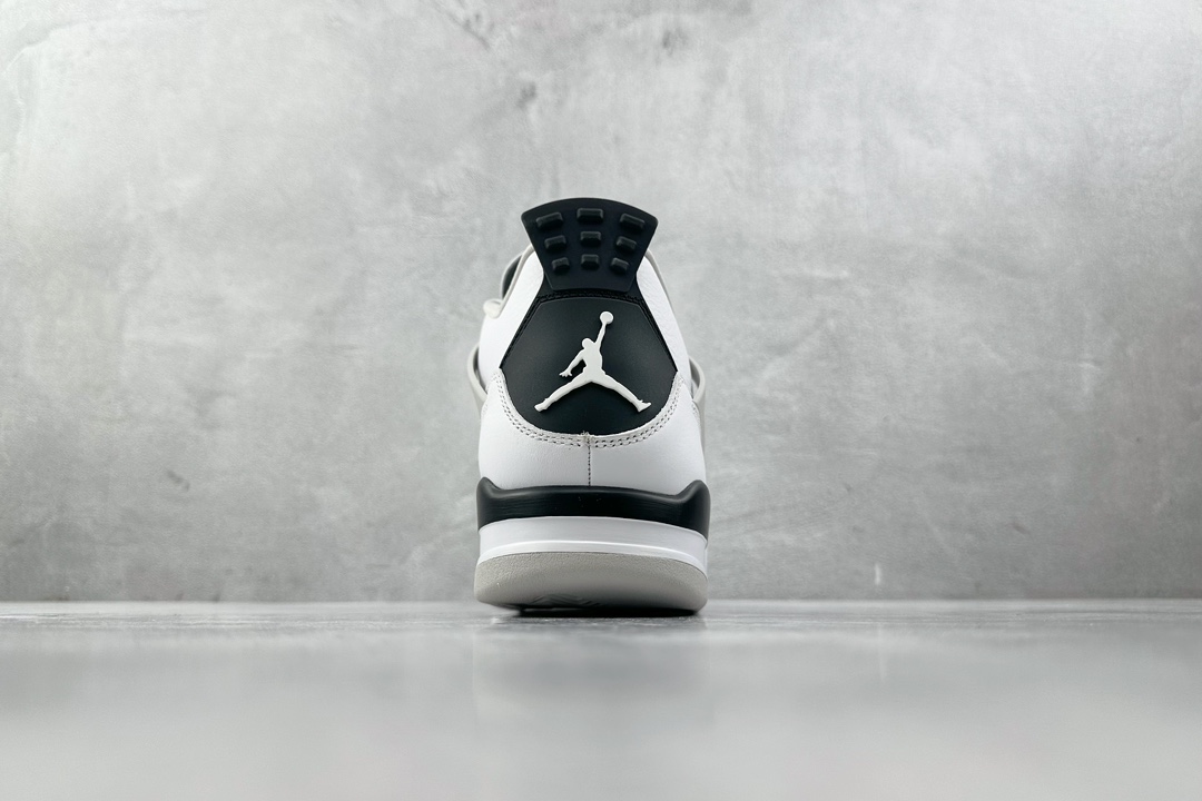 Air Jordan 4 Retro ”Military Black” 小白水泥 DH6927-111