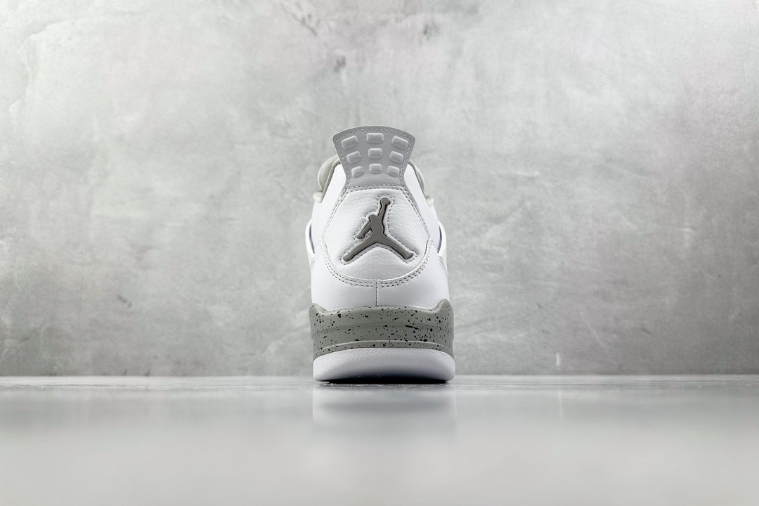 Air Jordan 4 Retro “Tech White” 白奥利奥 CT8527-100