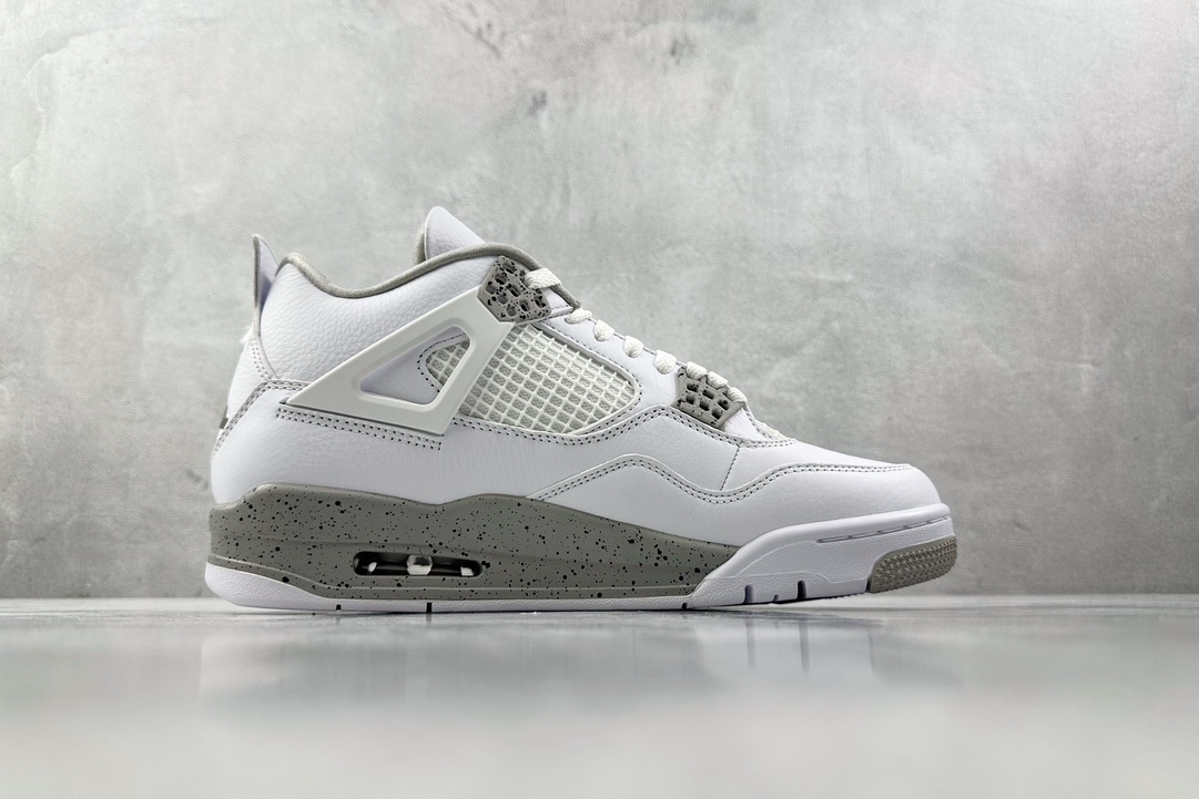 Air Jordan 4 Retro “Tech White” 白奥利奥 CT8527-100