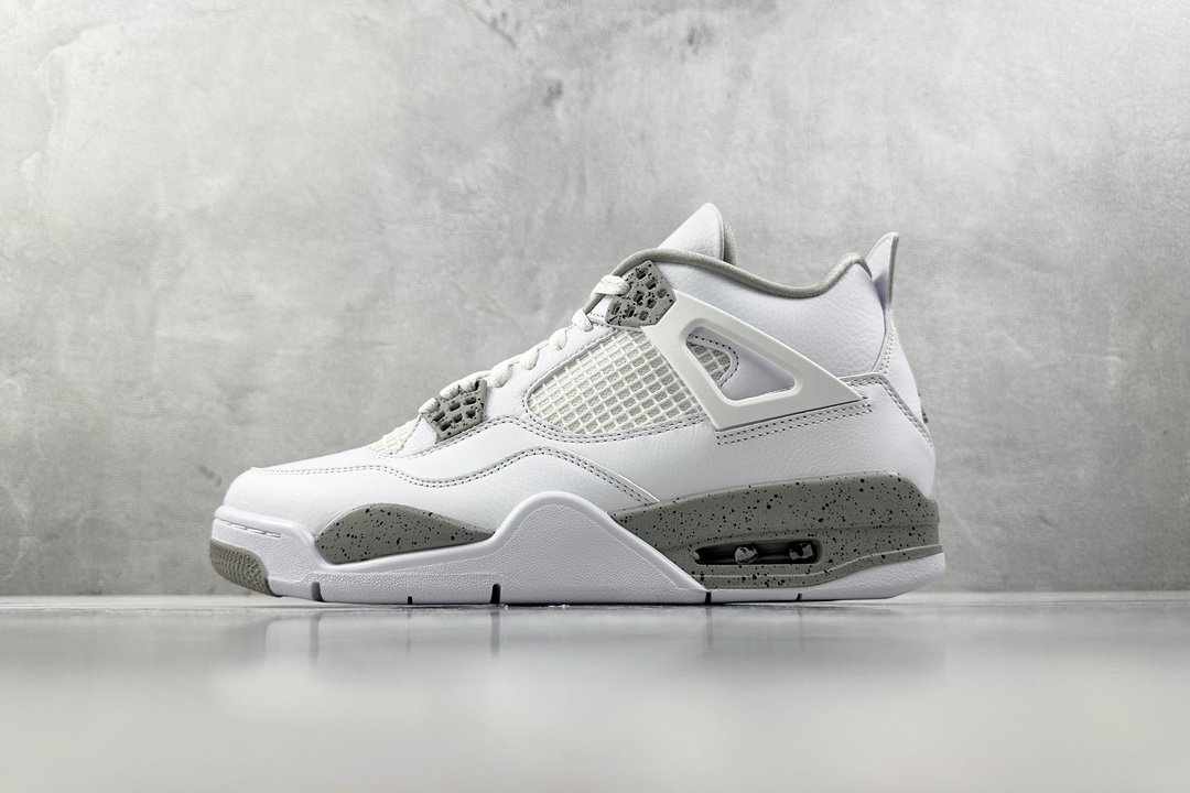 Air Jordan 4 Retro “Tech White” 白奥利奥 CT8527-100