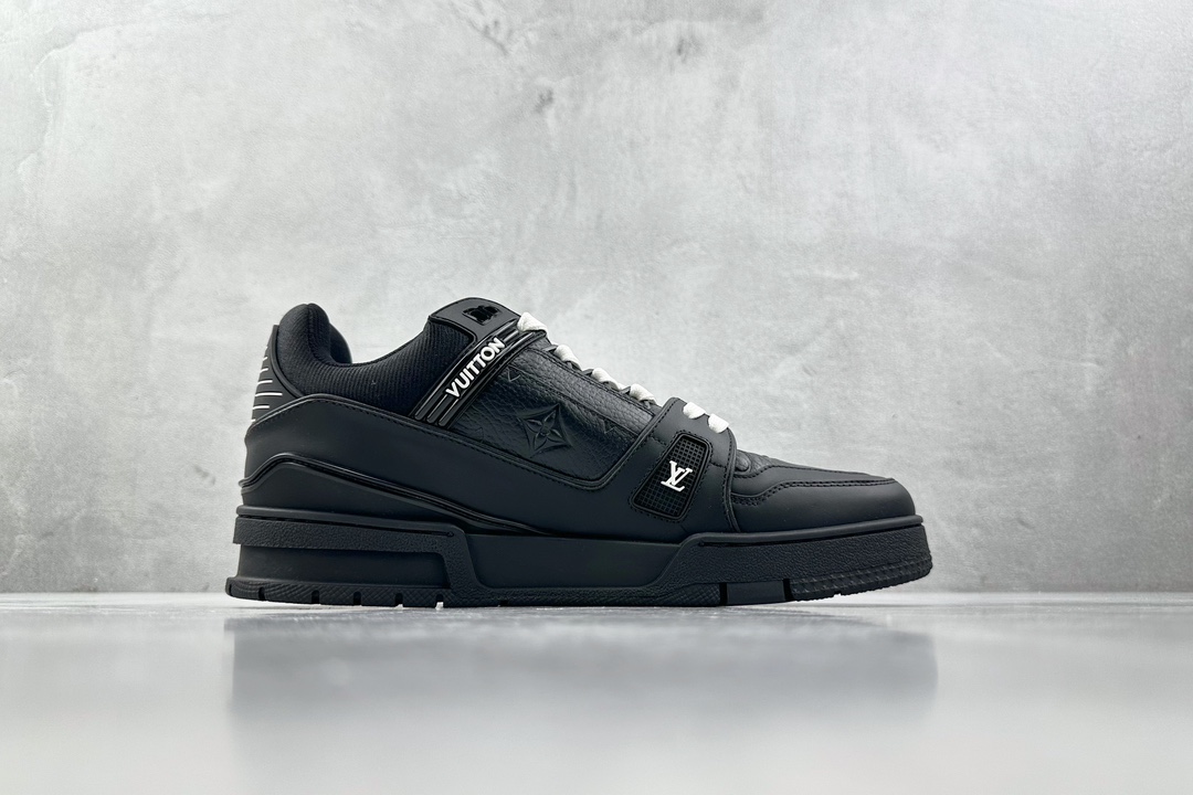 S VUITTON Trainer 黑色 1AAREW