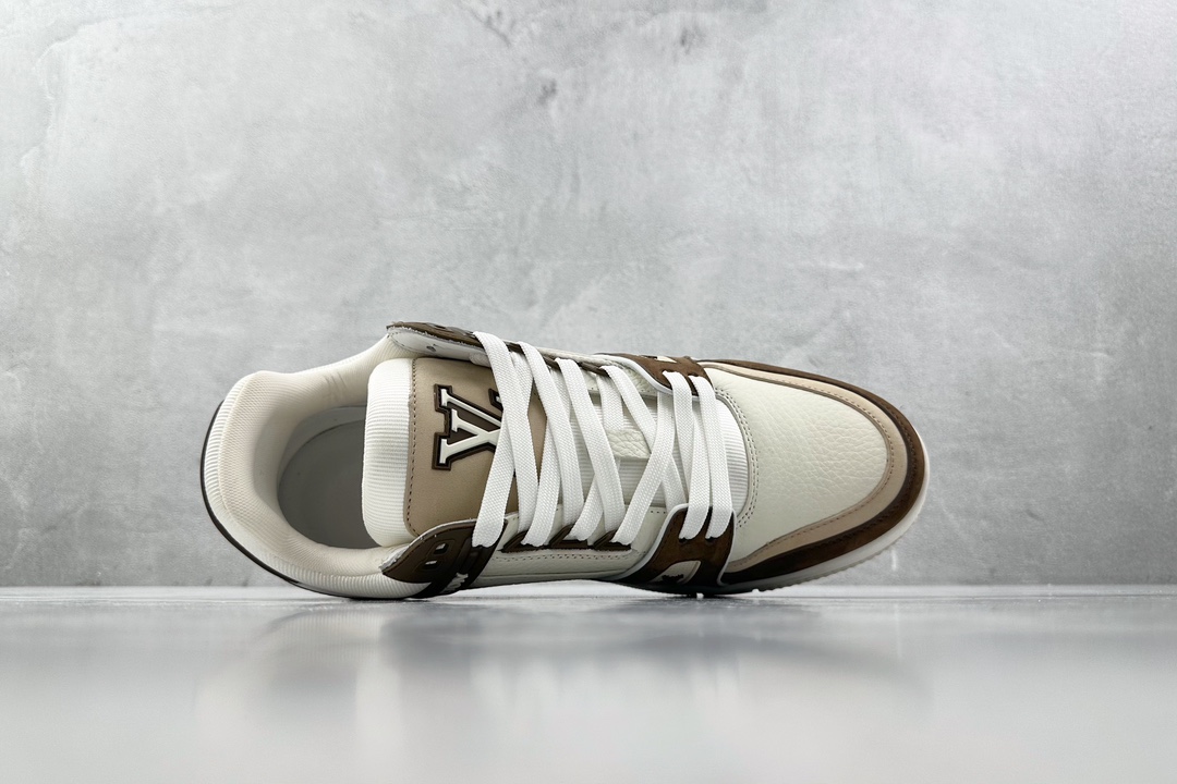 S VUITTON Trainer 摩卡色 1ABLV8